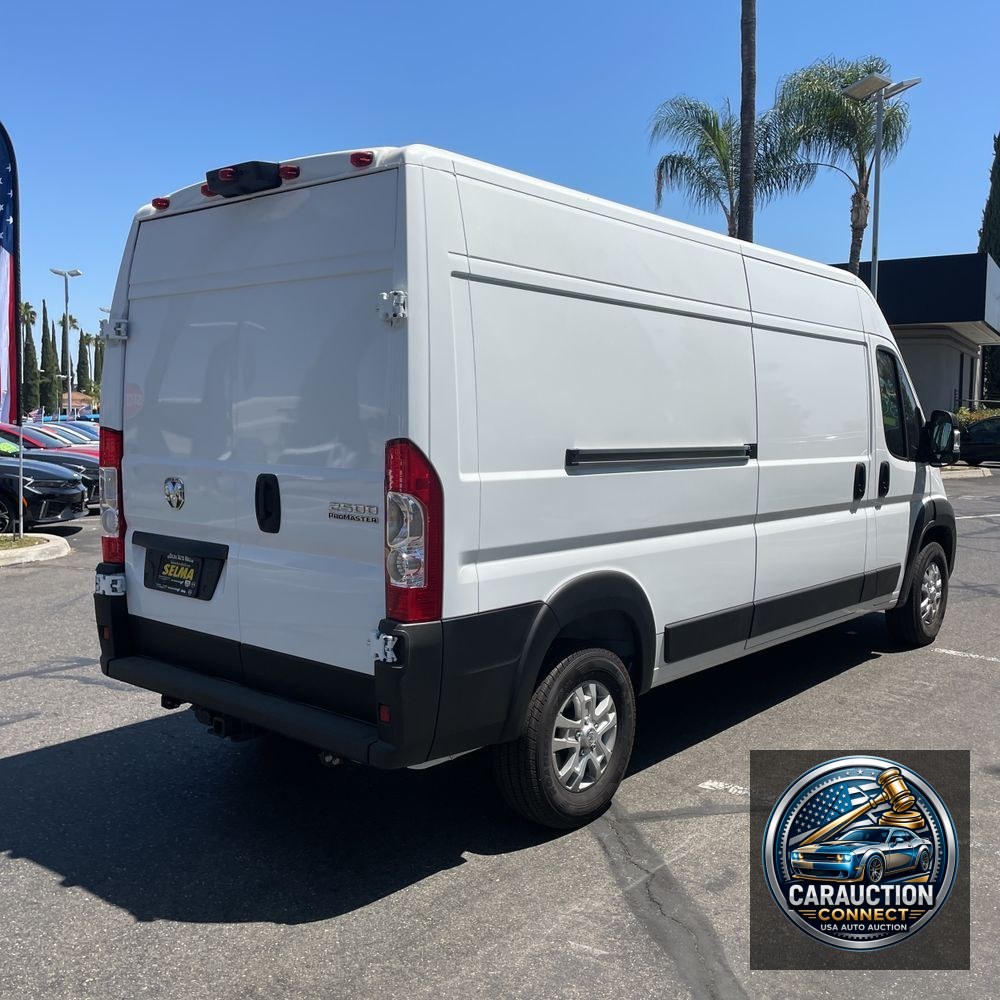 2025 Ram 2500 ProMaster Vans SLT HR