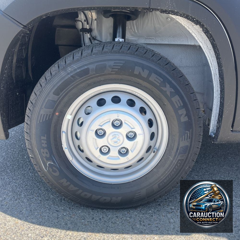 2025 Ram 2500 ProMaster Vans SLT HR