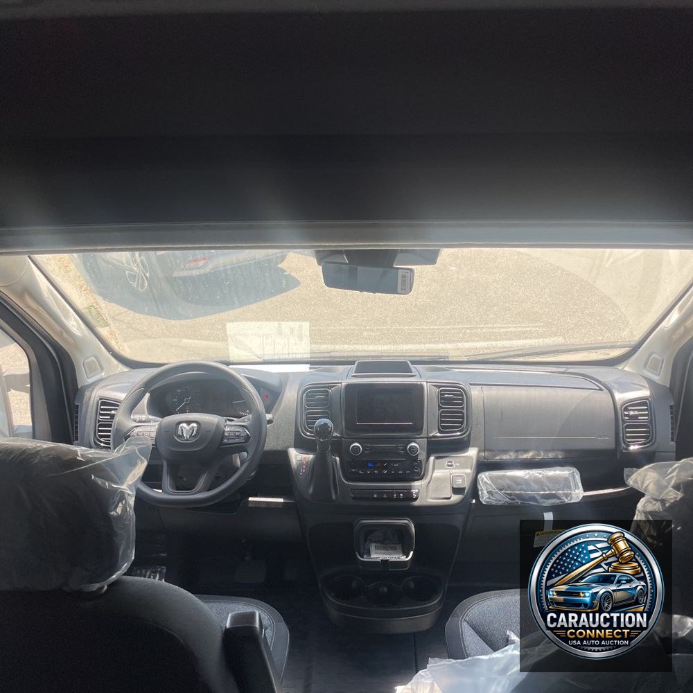 2025 Ram 2500 ProMaster Vans SLT HR
