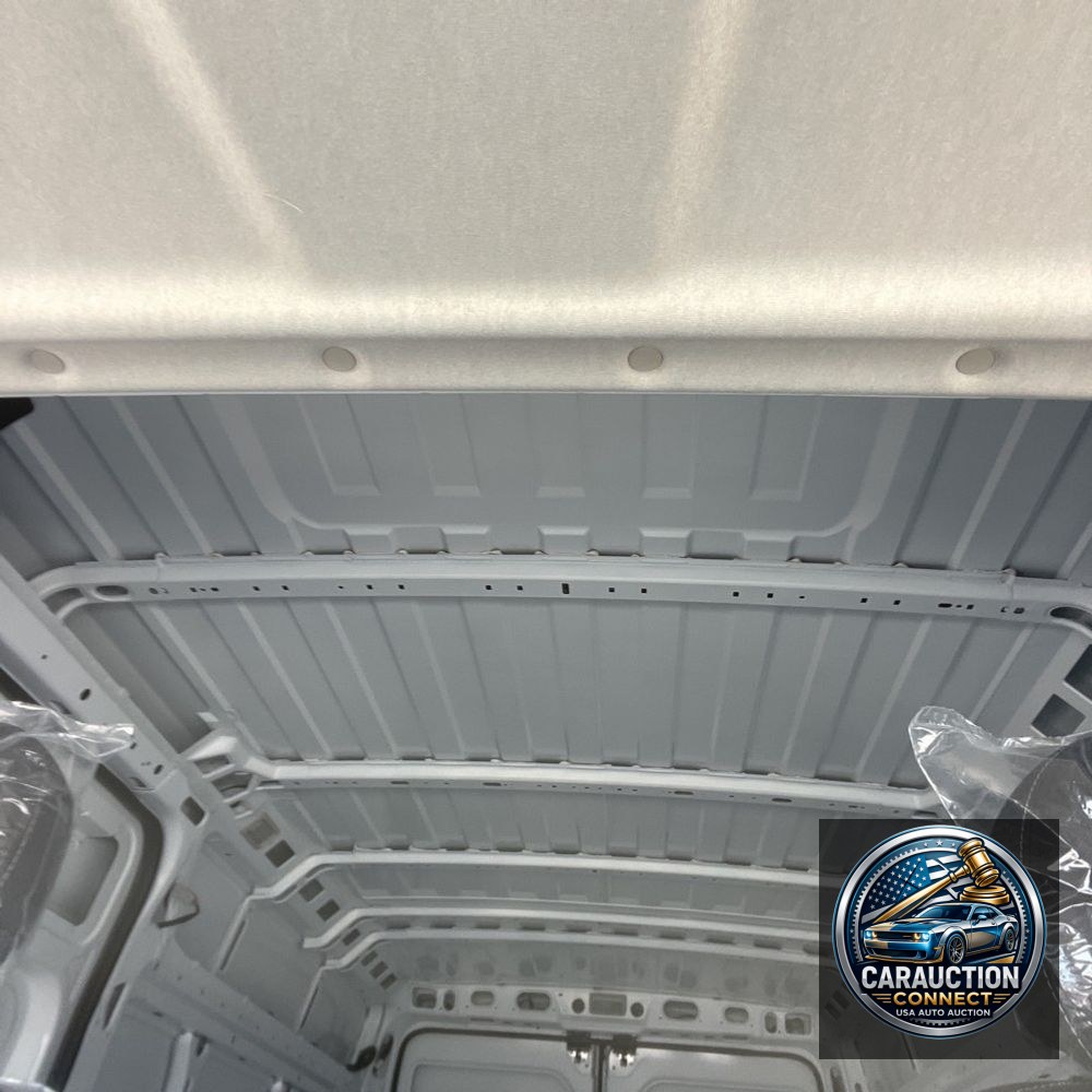 2025 Ram 2500 ProMaster Vans SLT HR