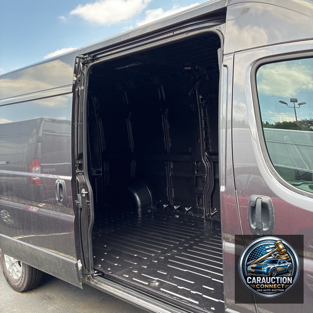 2024 Ram 2500 ProMaster Vans SLT HR