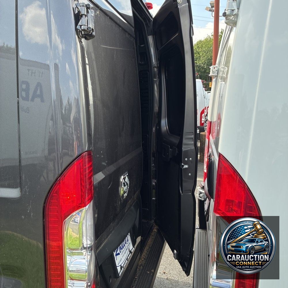 2024 Ram 2500 ProMaster Vans SLT HR