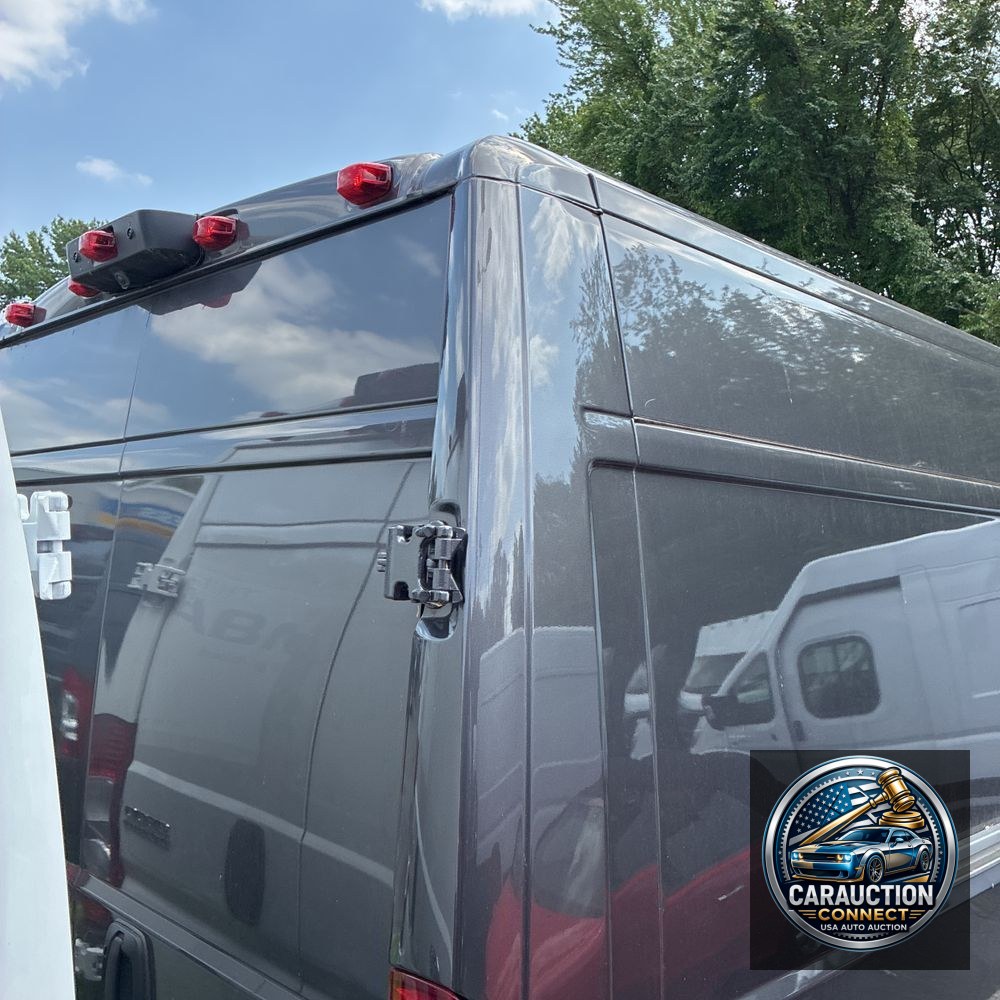 2024 Ram 2500 ProMaster Vans SLT HR