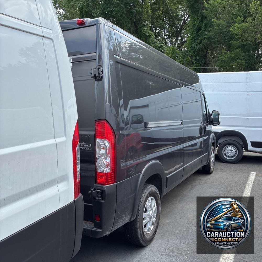 2024 Ram 2500 ProMaster Vans SLT HR