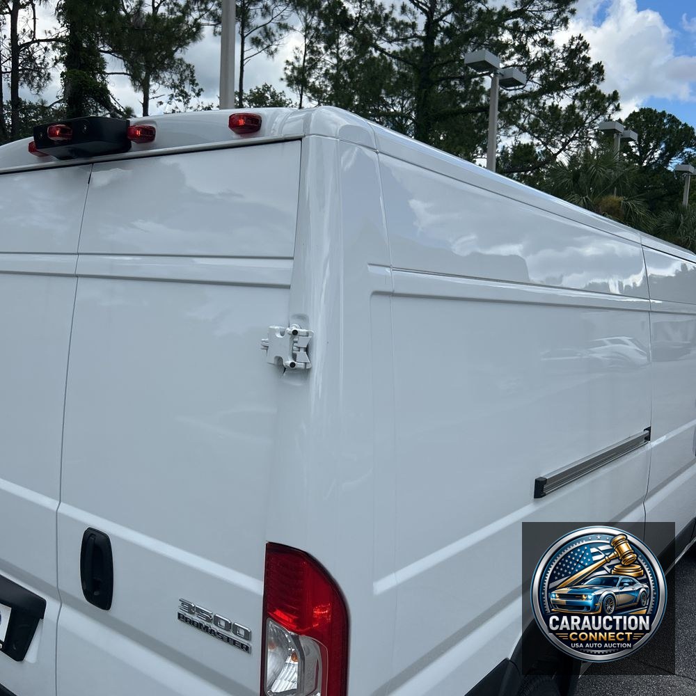 2024 Ram 3500 ProMaster Vans Tradesman w/o Pas HR
