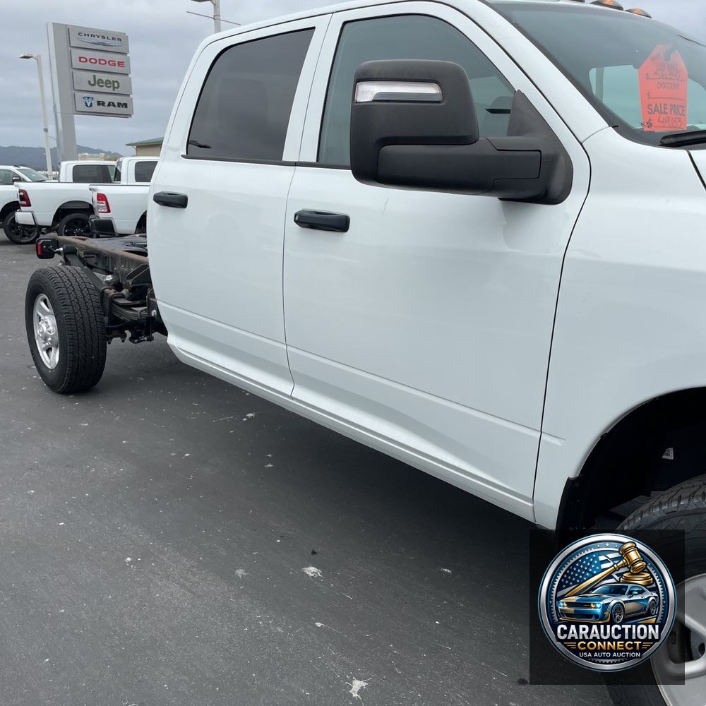 2023 Ram 3500 Cab/Chassis Tradesman