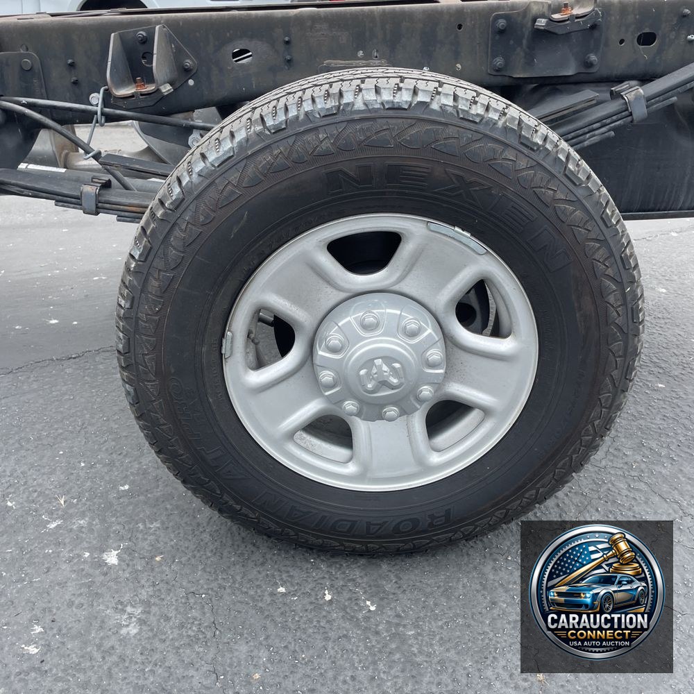 2023 Ram 3500 Cab/Chassis Tradesman