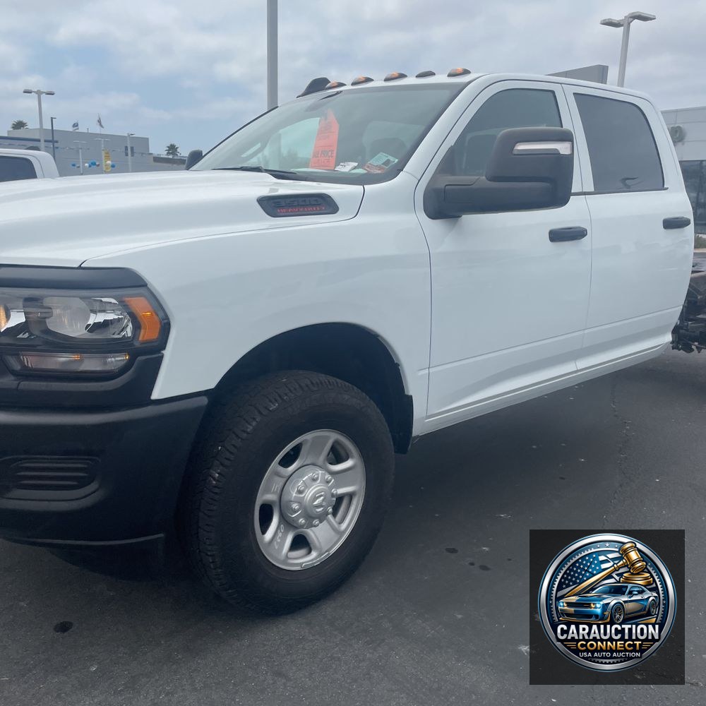 2023 Ram 3500 Cab/Chassis Tradesman