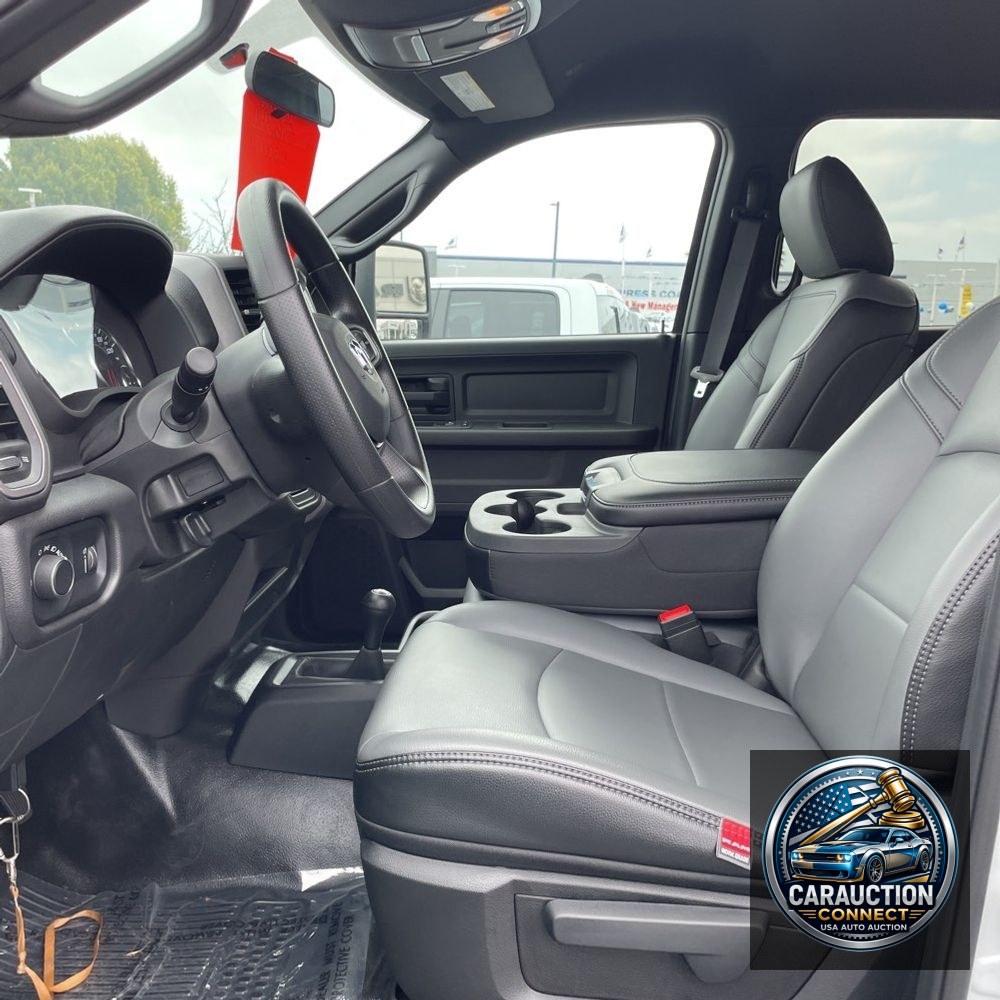 2023 Ram 3500 Cab/Chassis Tradesman
