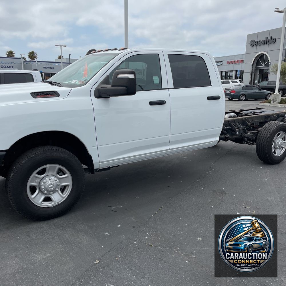 2023 Ram 3500 Cab/Chassis Tradesman