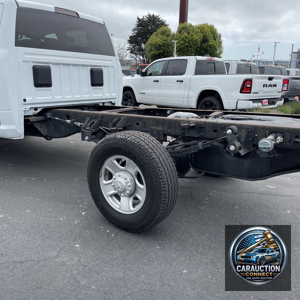 2023 Ram 3500 Cab/Chassis Tradesman