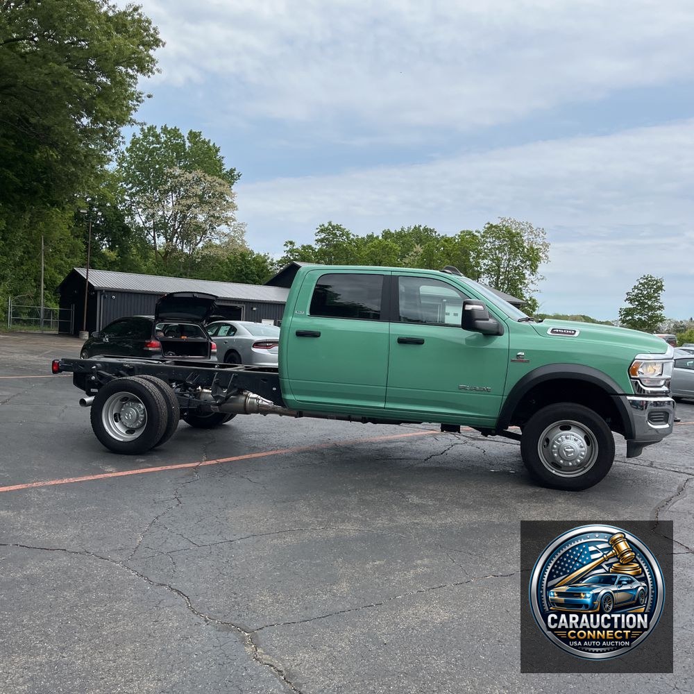 2024 Ram 4500 SLT