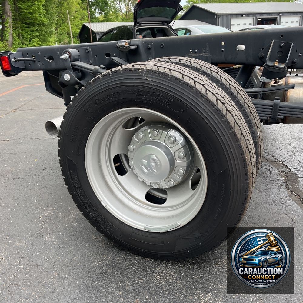 2024 Ram 4500 SLT