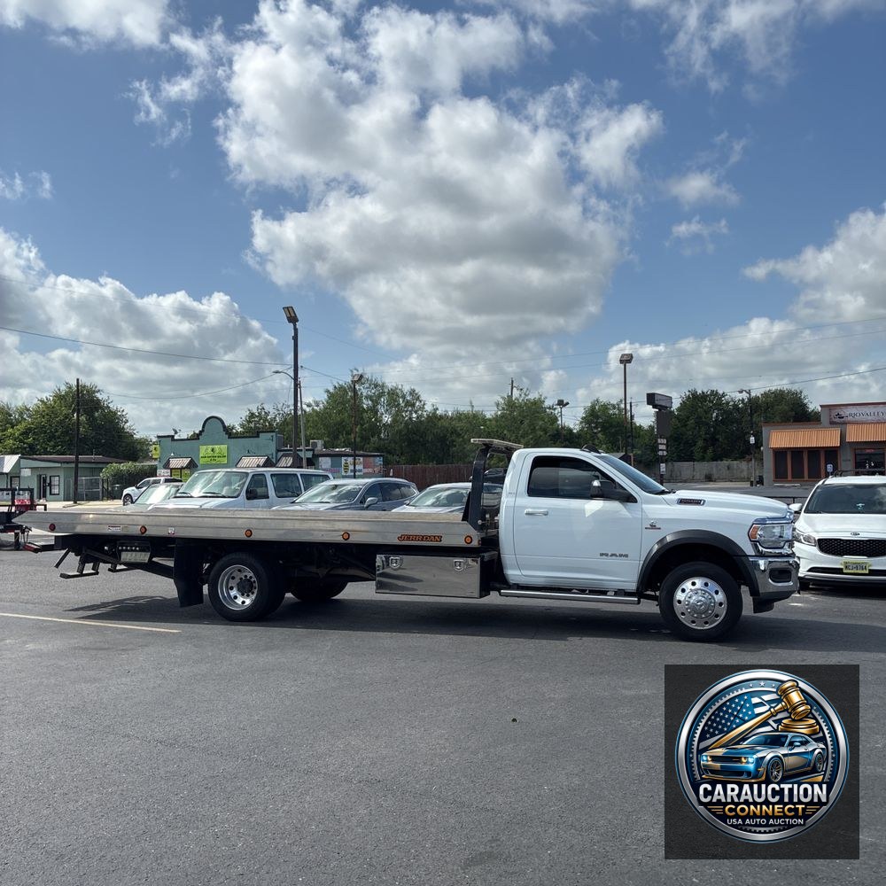 2022 Ram Commercial Tradesman CA60-120 CONV CAB/CHASSIS 4X4 6.7L