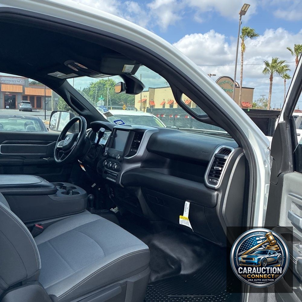 2022 Ram Commercial Tradesman CA60-120 CONV CAB/CHASSIS 4X4 6.7L