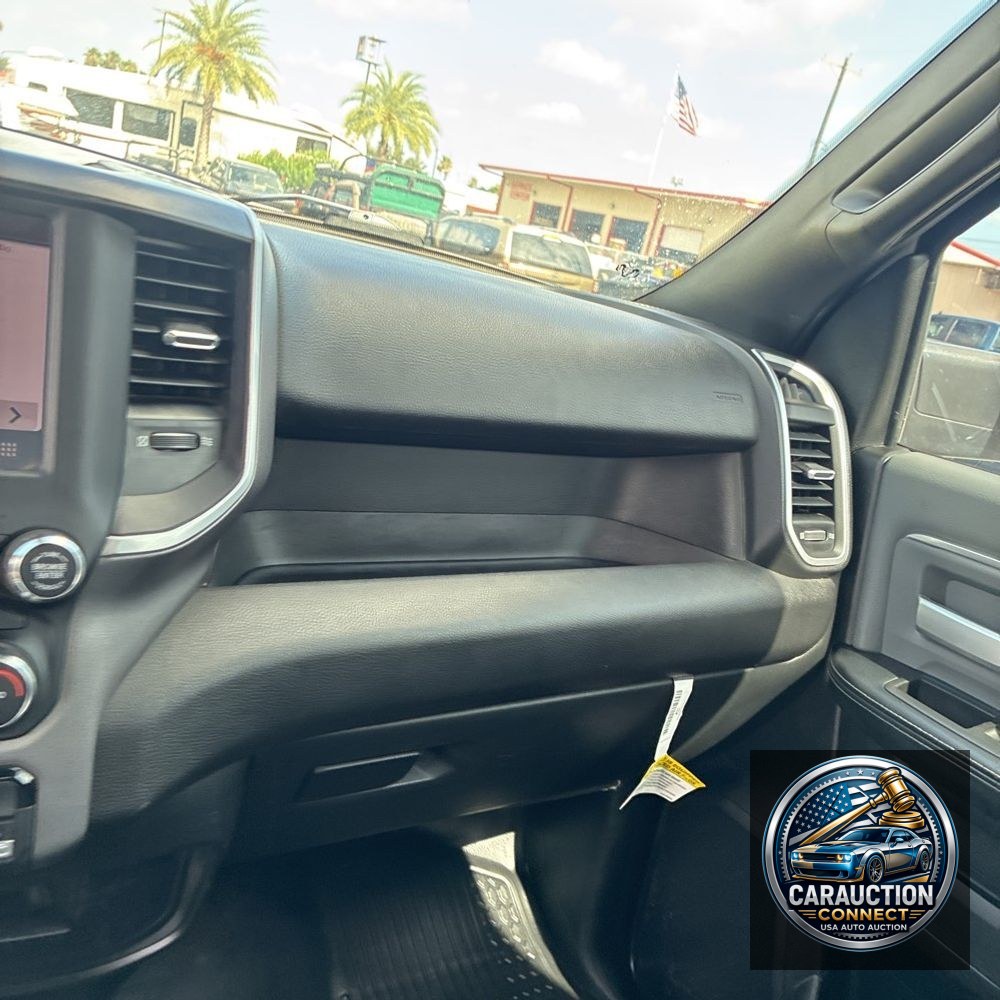 2022 Ram Commercial Tradesman CA60-120 CONV CAB/CHASSIS 4X4 6.7L