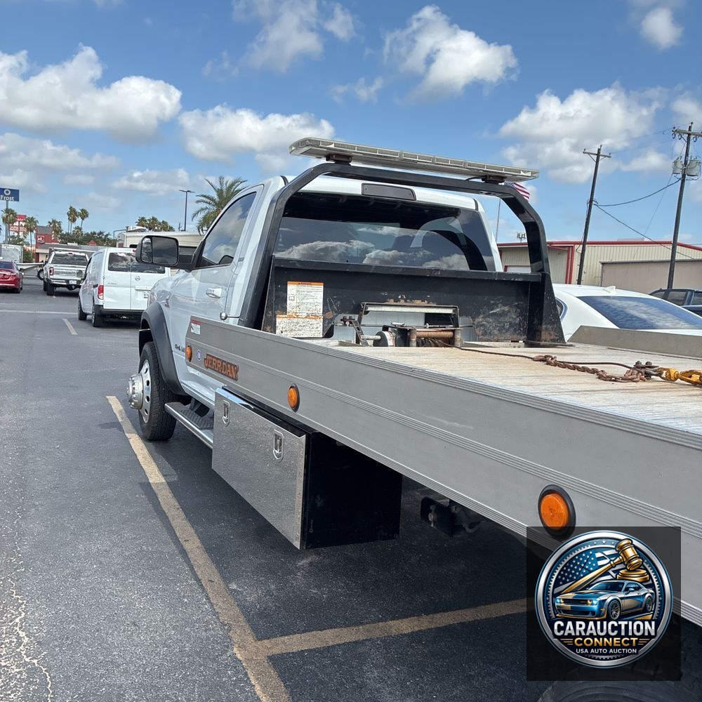 2022 Ram Commercial Tradesman CA60-120 CONV CAB/CHASSIS 4X4 6.7L