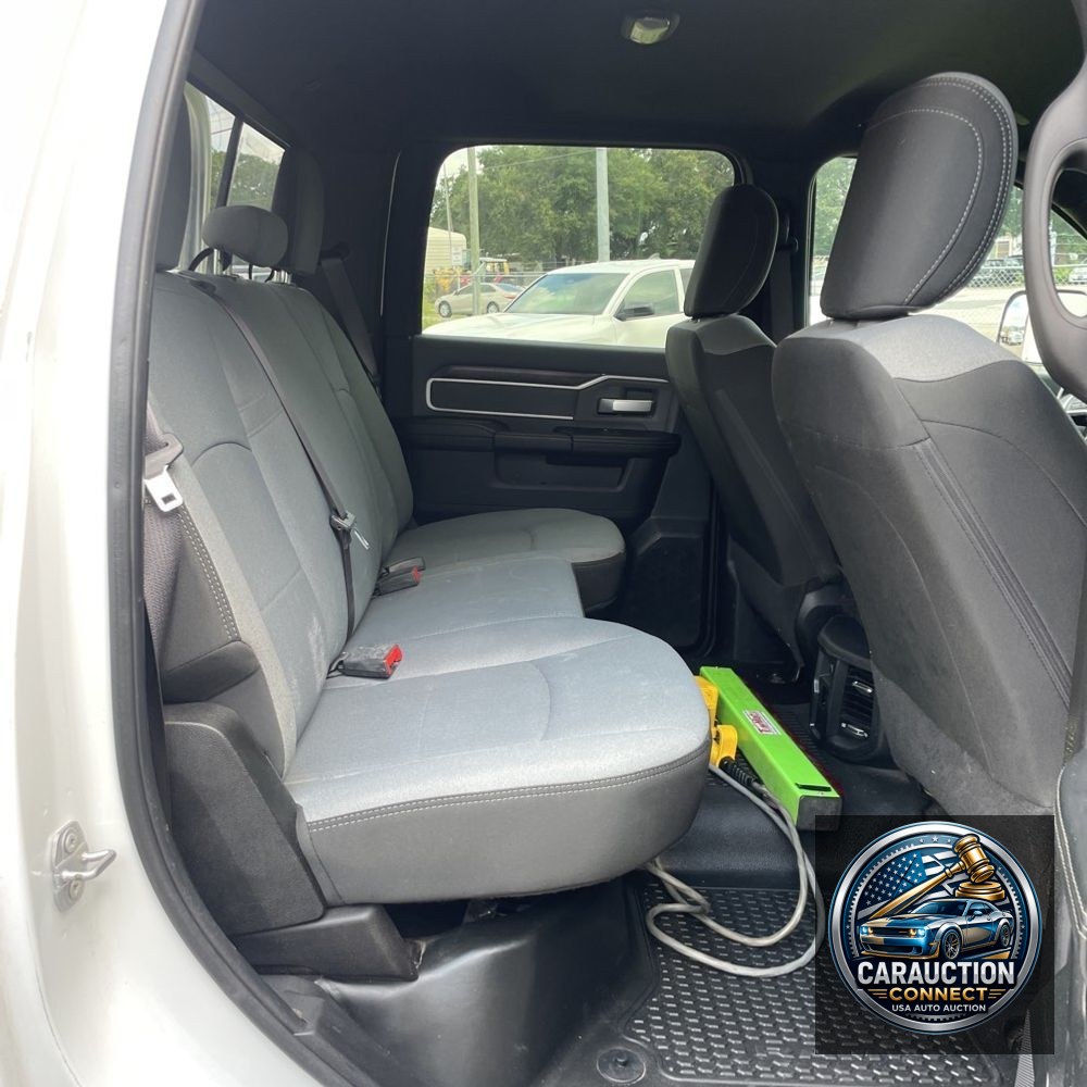 2021 Ram Commercial Tradesman CA60-84 CREW CAB/CHASSIS 4X4 6.7L