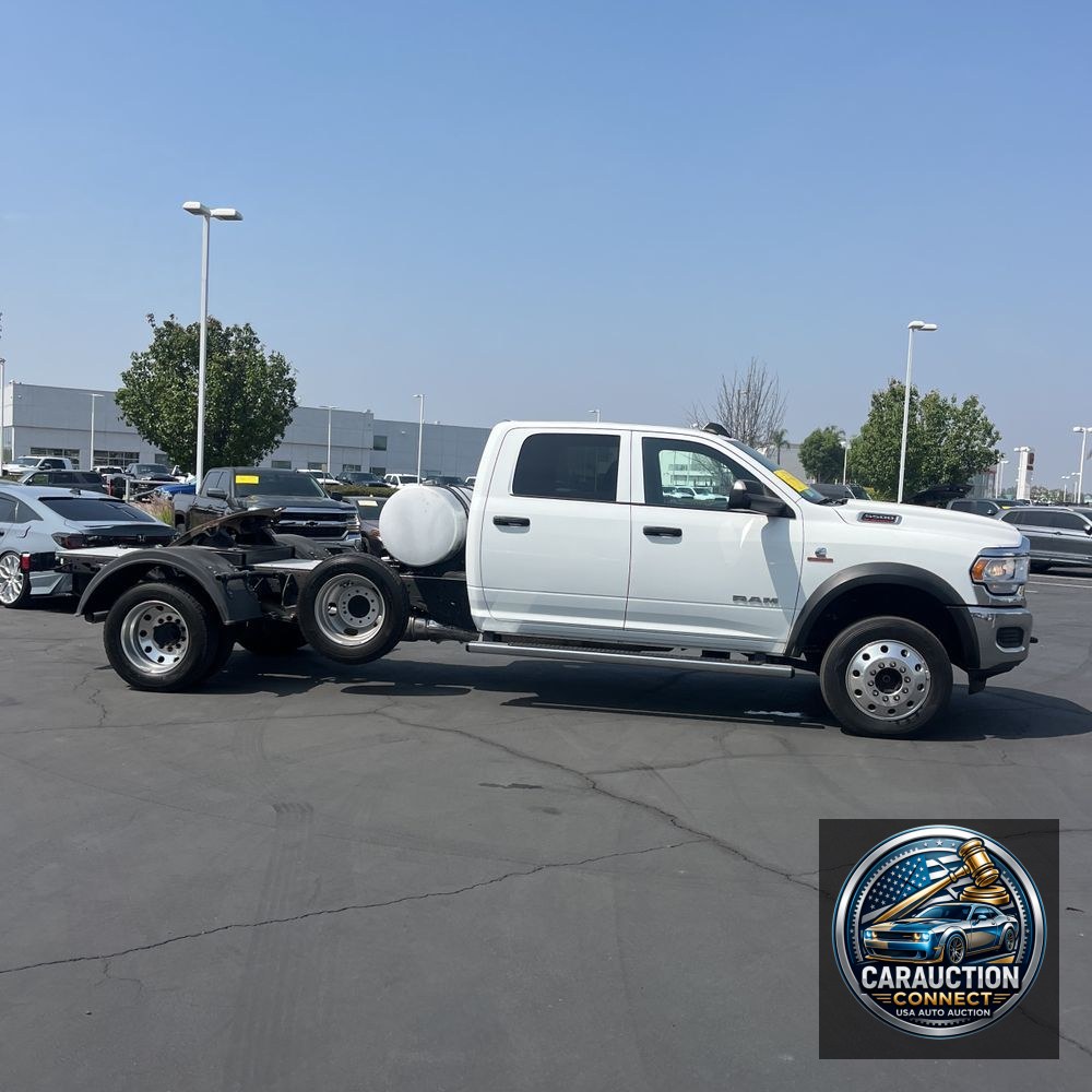 2022 Ram Commercial Tradesman CA60-84 CREW CAB/CHASSIS 4X4 6.7L