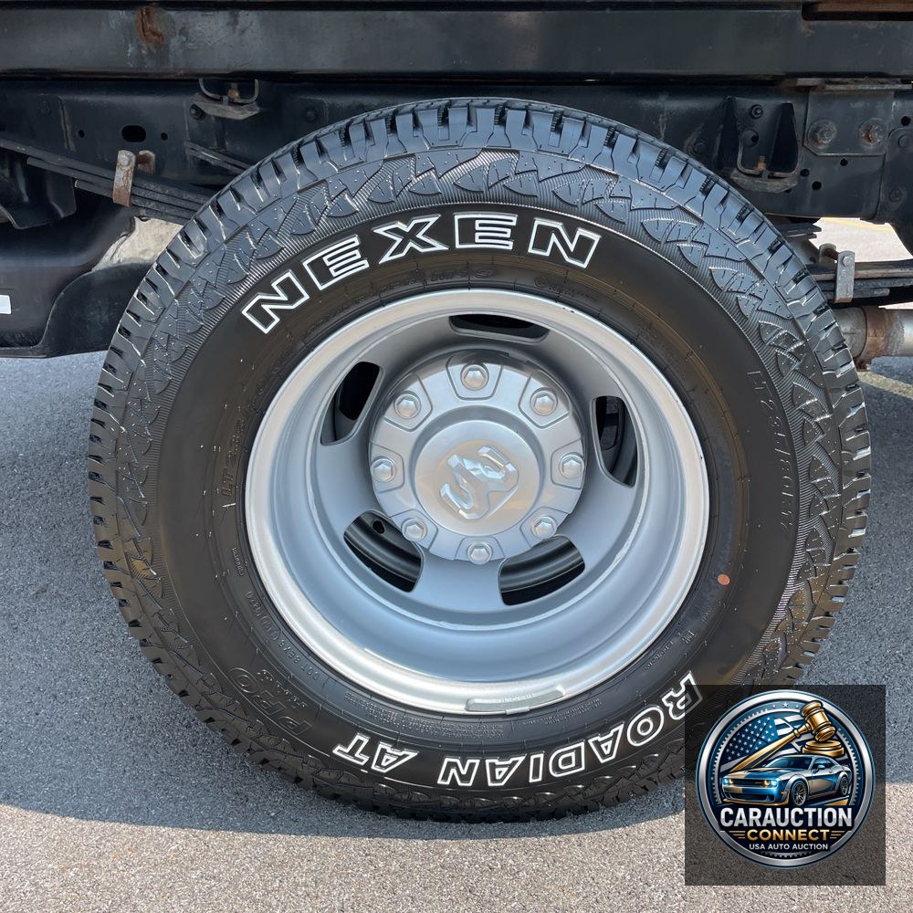 2024 Ram 3500 Cab/Chassis Tradesman