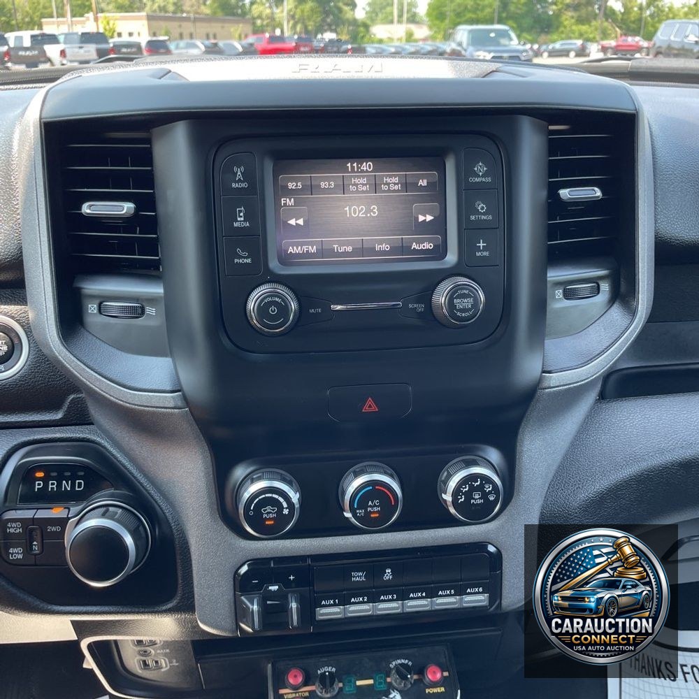 2024 Ram 3500 Cab/Chassis Tradesman