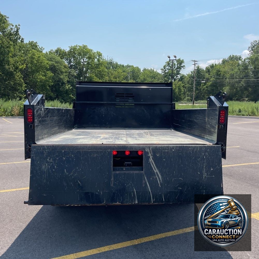 2024 Ram 3500 Cab/Chassis Tradesman