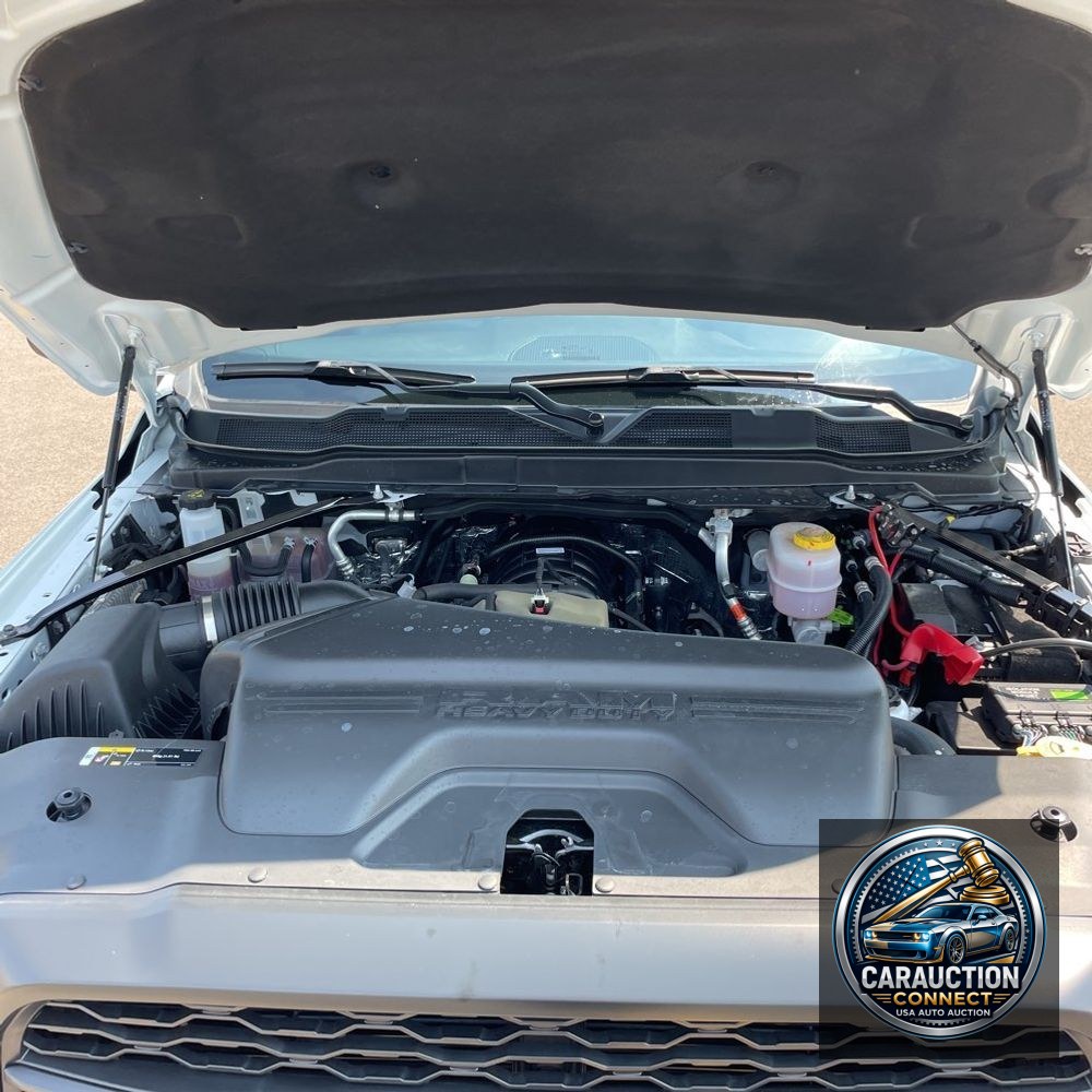2024 Ram 3500 Cab/Chassis Tradesman