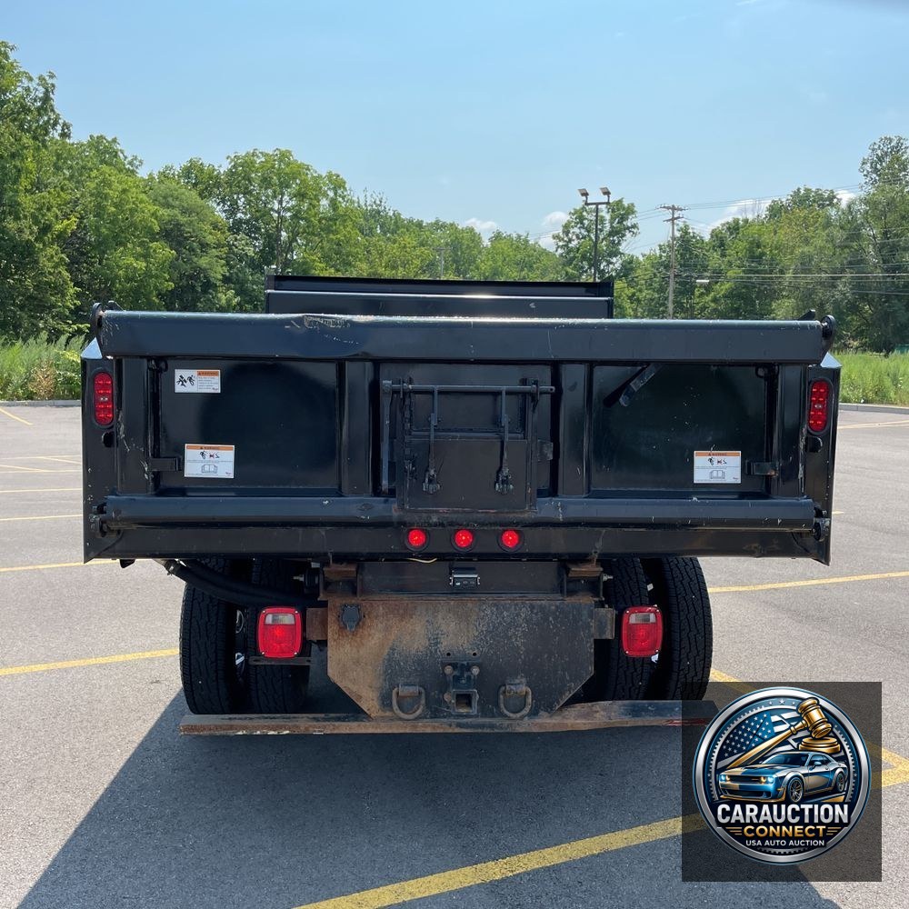 2024 Ram 3500 Cab/Chassis Tradesman