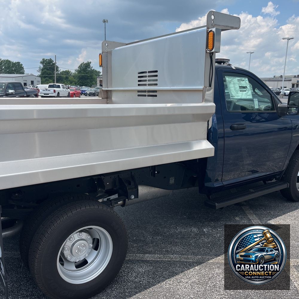 2024 Ram 3500 Cab/Chassis Tradesman