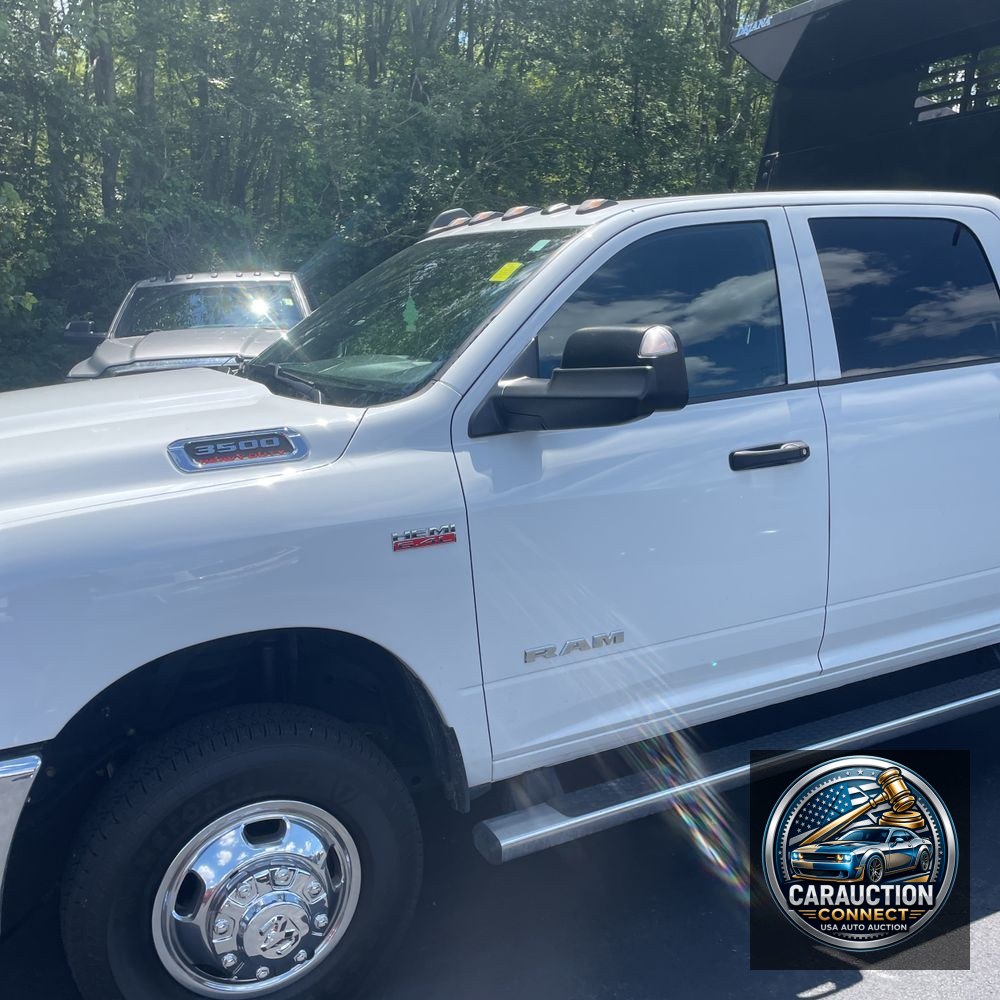2022 Ram 3500 Cab/Chassis Tradesman
