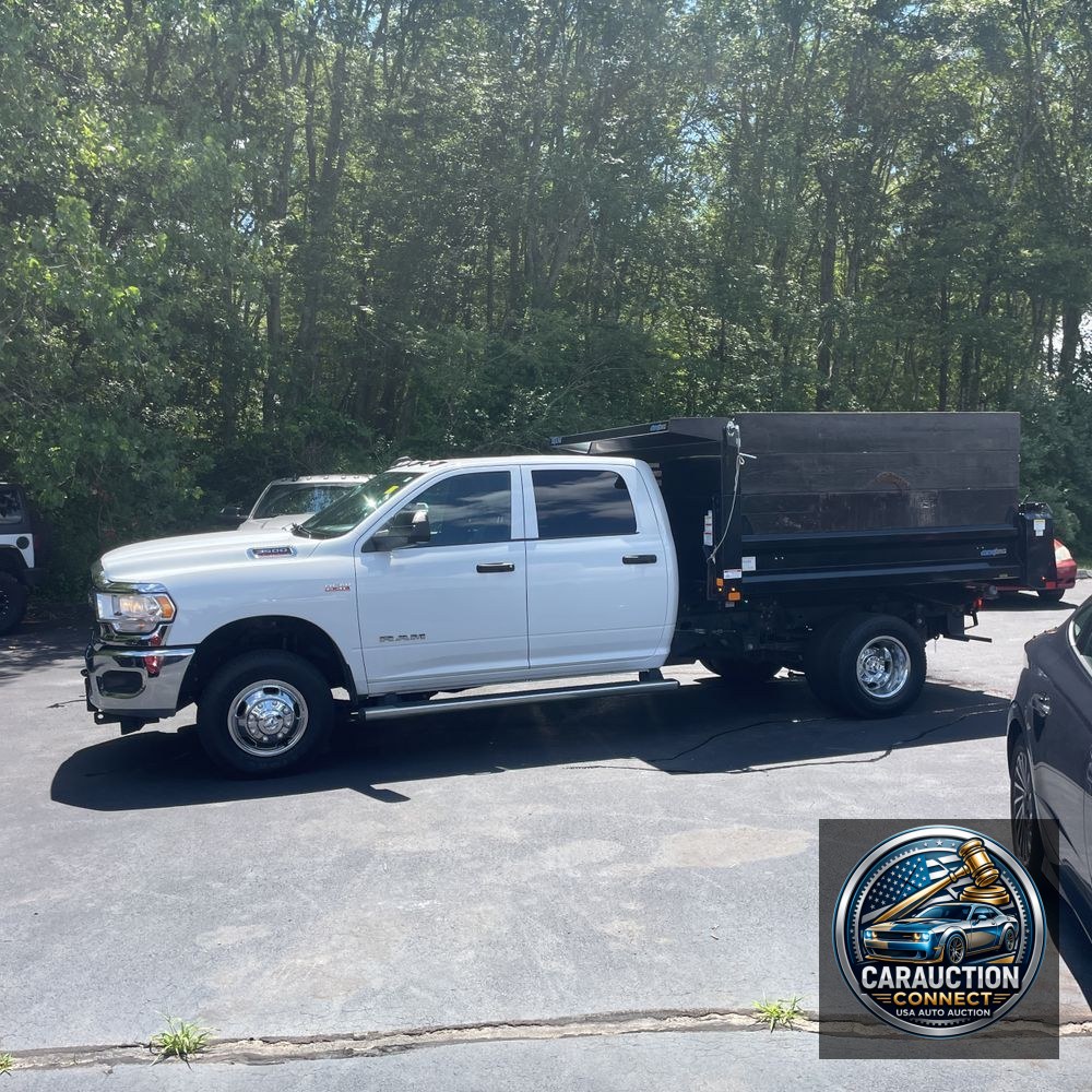 2022 Ram 3500 Cab/Chassis Tradesman