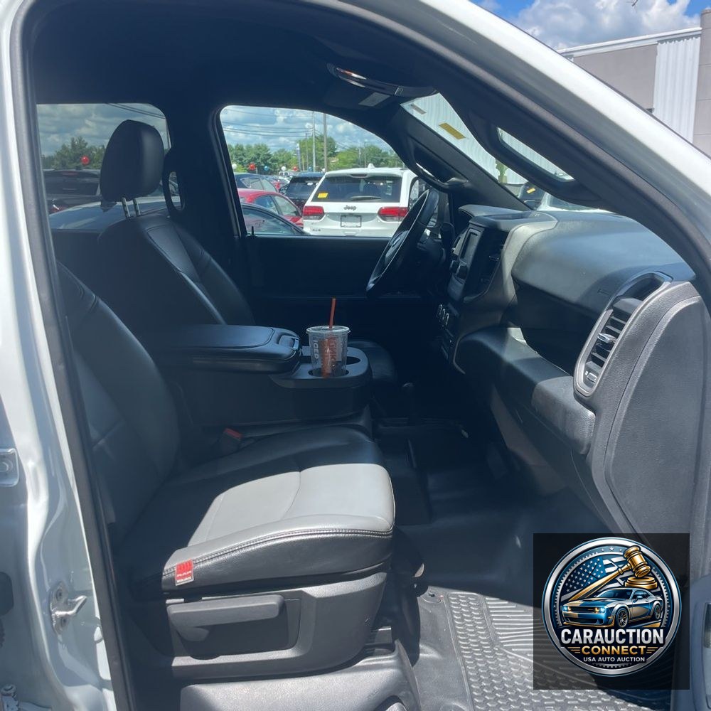2022 Ram 3500 Cab/Chassis Tradesman