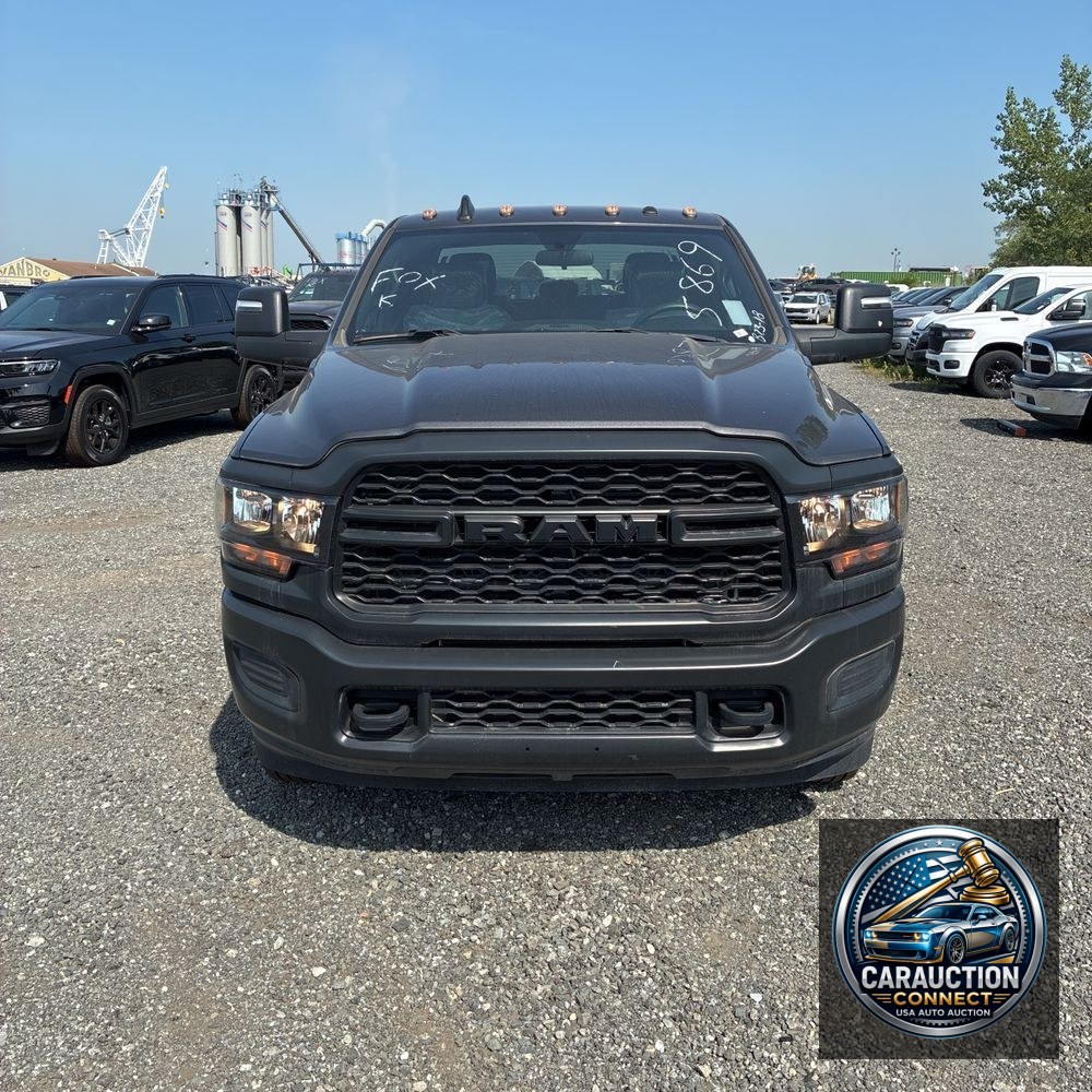 2023 Ram 3500 Cab/Chassis Tradesman