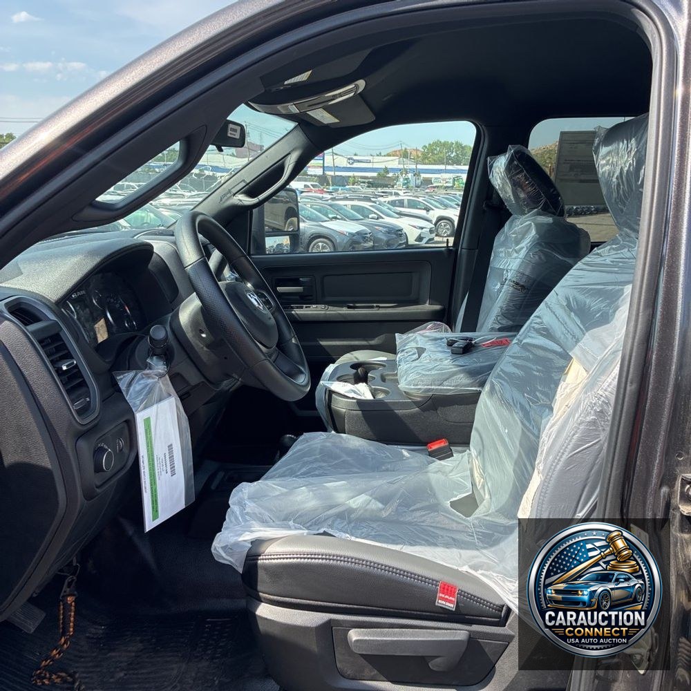 2023 Ram 3500 Cab/Chassis Tradesman