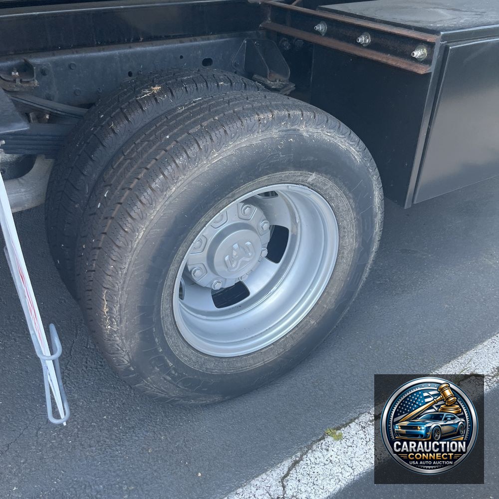 2023 Ram 3500 Cab/Chassis Tradesman