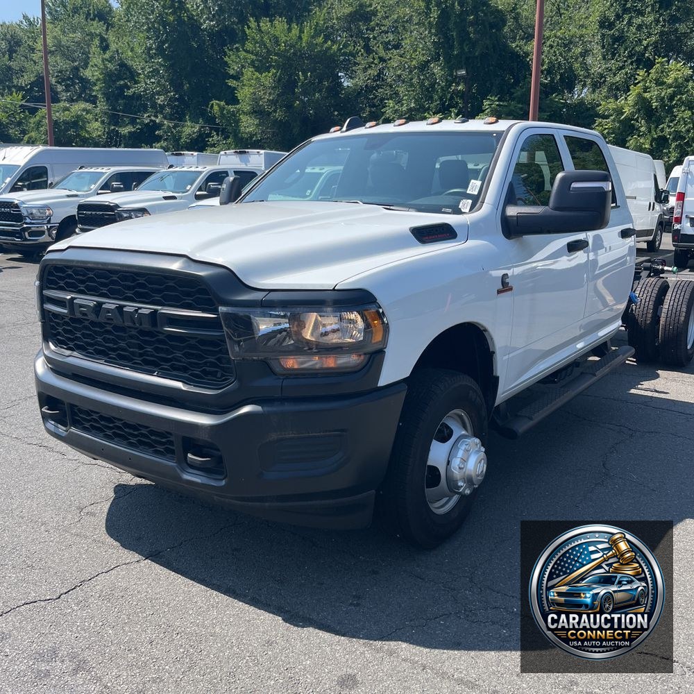 2023 Ram 3500 Cab/Chassis Tradesman