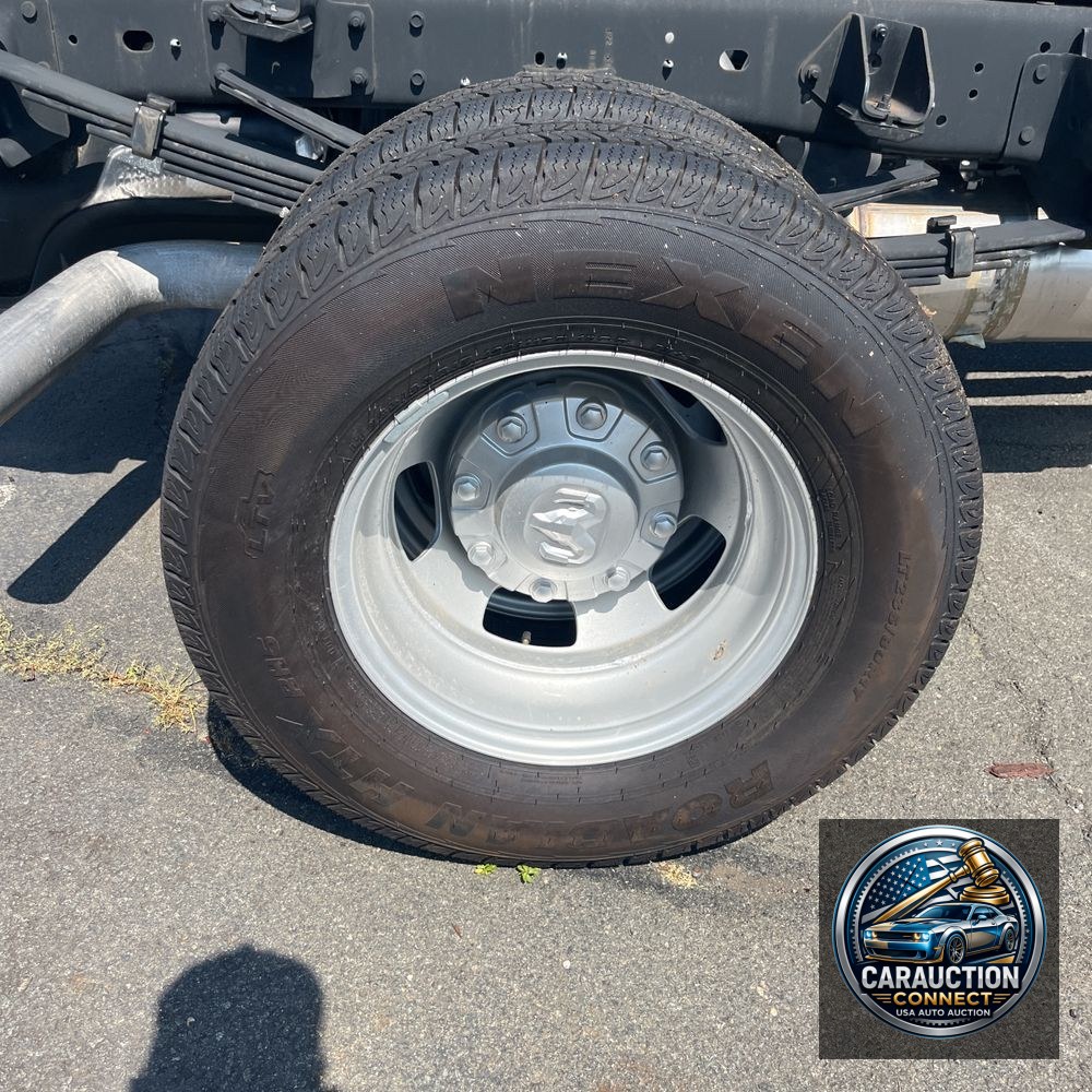 2023 Ram 3500 Cab/Chassis Tradesman