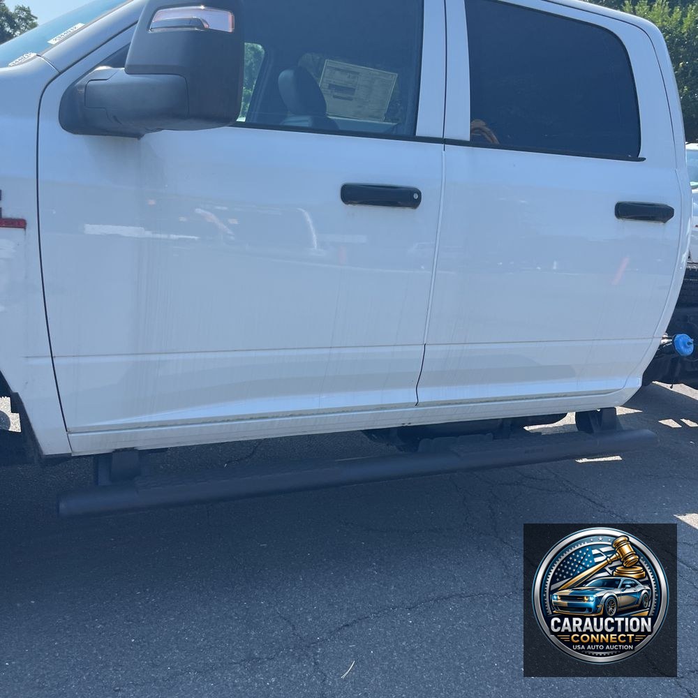 2023 Ram 3500 Cab/Chassis Tradesman