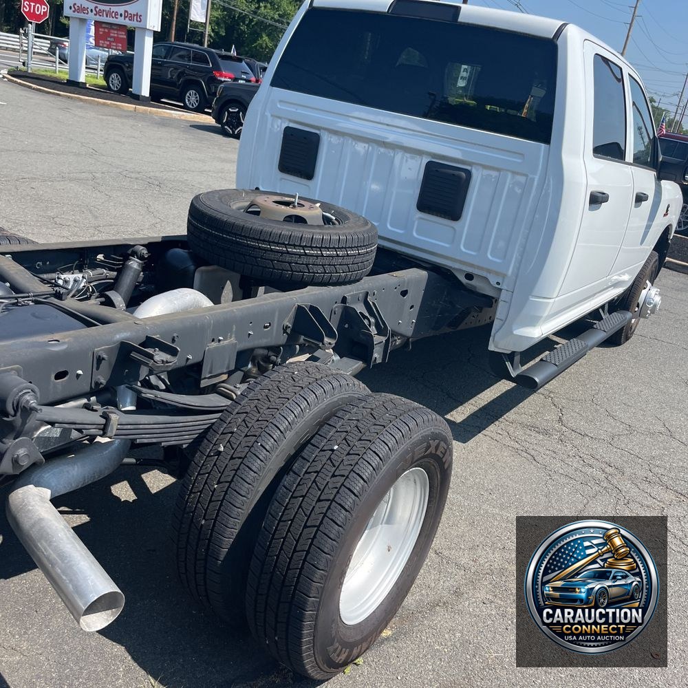 2023 Ram 3500 Cab/Chassis Tradesman