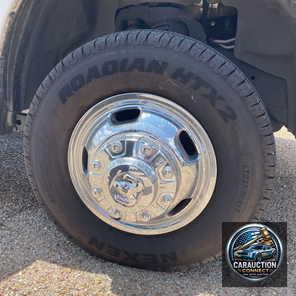 2024 Ram 3500 Cab/Chassis Tradesman