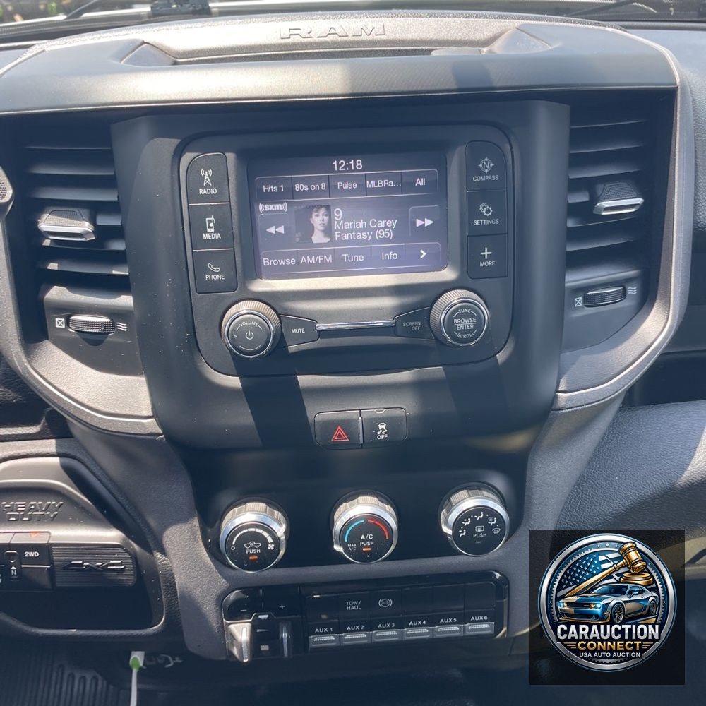 2024 Ram 3500 Cab/Chassis Tradesman