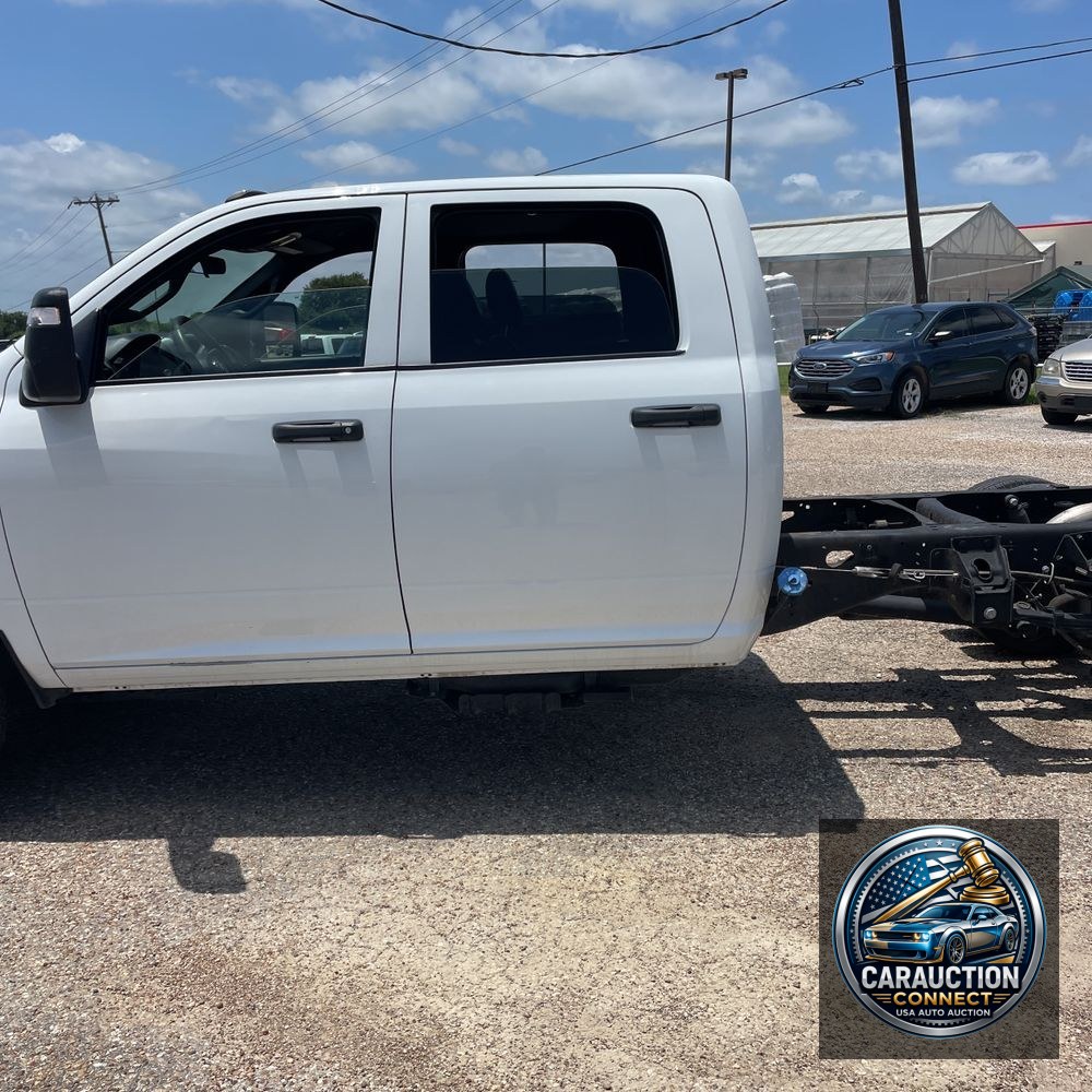 2024 Ram 3500 Cab/Chassis Tradesman