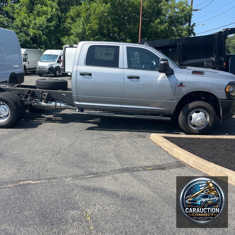 2023 Ram 3500 Cab/Chassis Tradesman