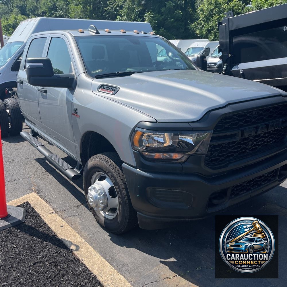 2023 Ram 3500 Cab/Chassis Tradesman