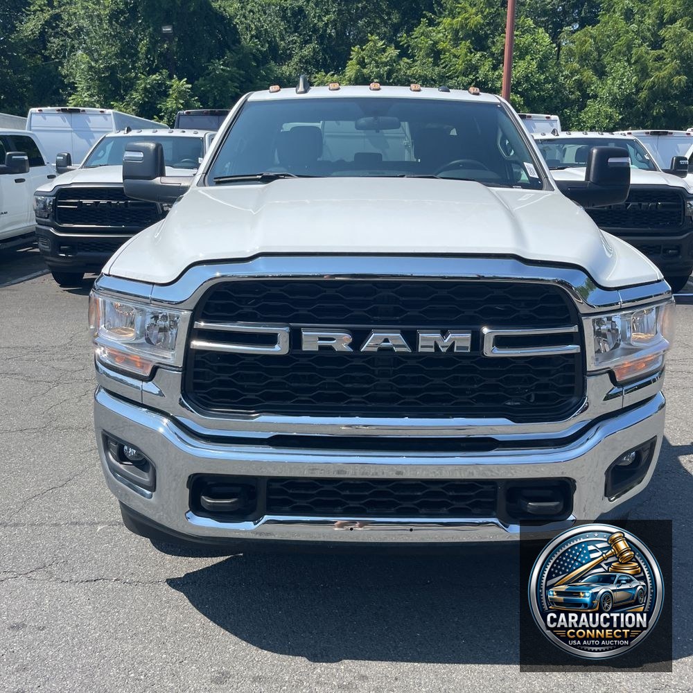 2023 Ram 3500 Cab/Chassis Tradesman