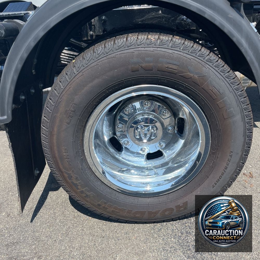 2023 Ram 3500 Cab/Chassis Tradesman