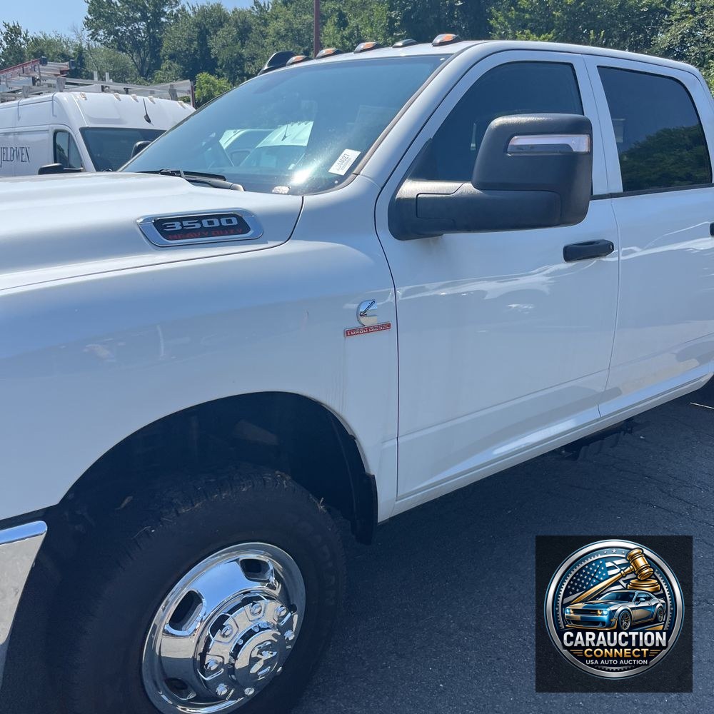 2023 Ram 3500 Cab/Chassis Tradesman