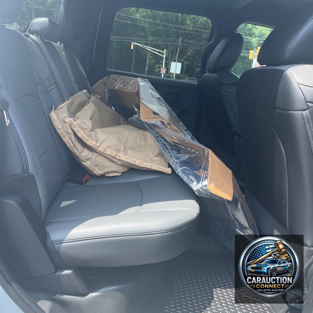 2023 Ram 3500 Cab/Chassis Tradesman