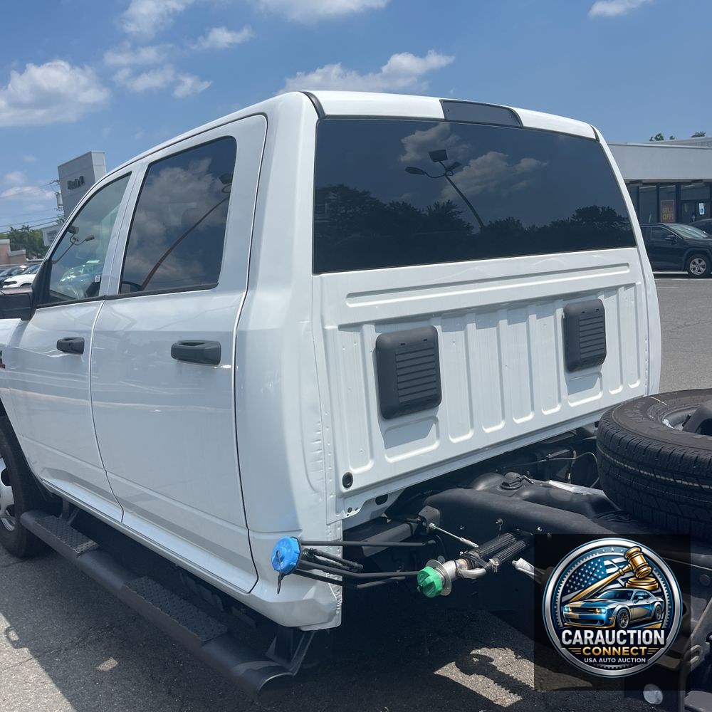 2023 Ram 3500 Cab/Chassis Tradesman