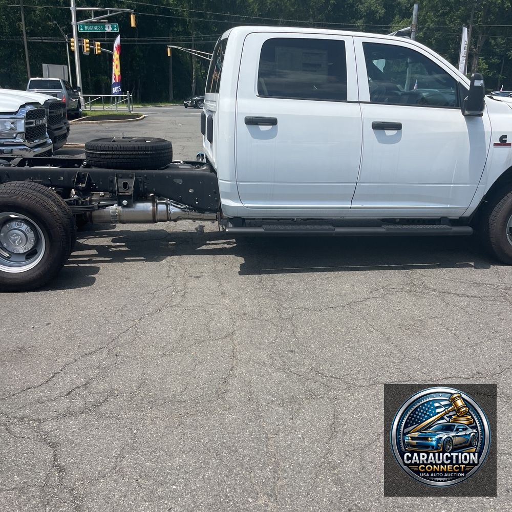2023 Ram 3500 Cab/Chassis Tradesman